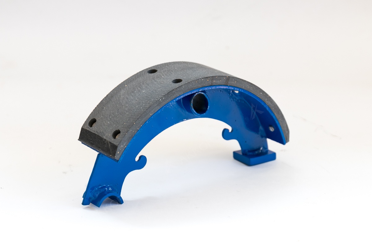 Колодка стояночного тормоза Зил 16 130-3507015